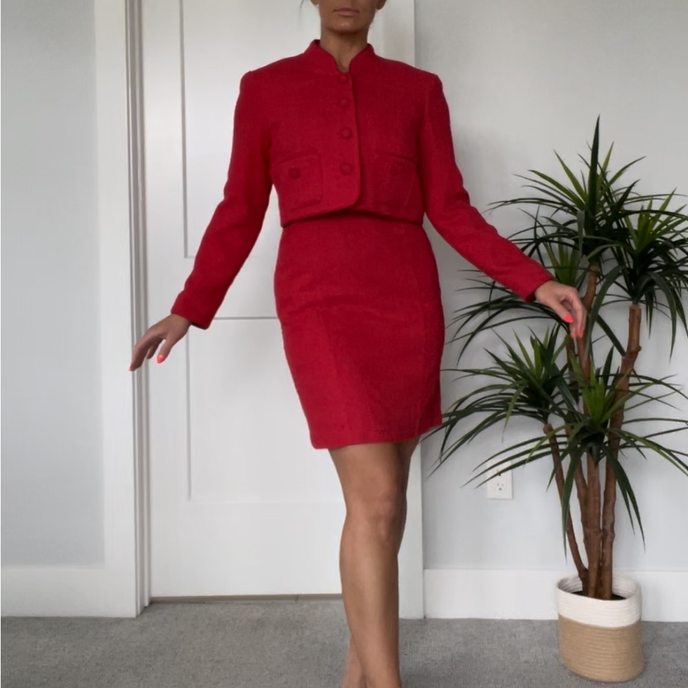 NR1 Saks Fifth Avenue Folio Collection Red 2pc Suit